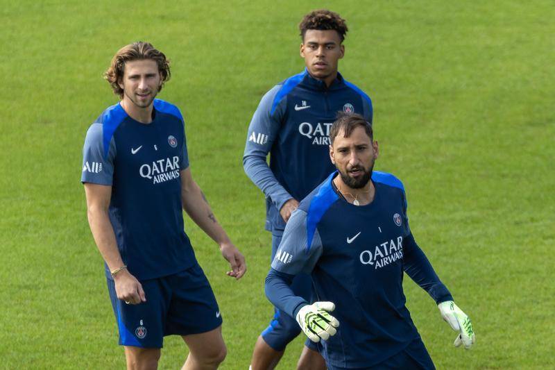 -巴黎索尔主教练调整战术，备战法甲比赛